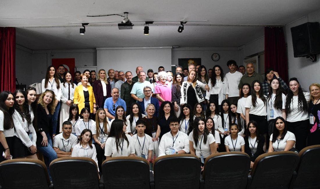 52 yıldır eğitime hizmet veriyor.